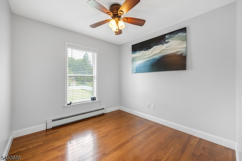 7 Henoch Ave Property Photo 22