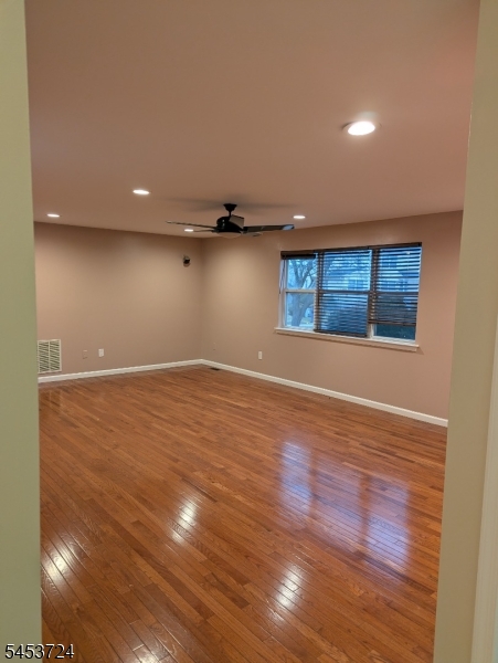 316 Ventnor Ct Property Photo 5