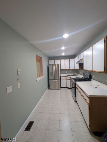 316 Ventnor Ct Property Photo 13