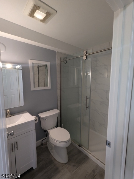316 Ventnor Ct Property Photo 18