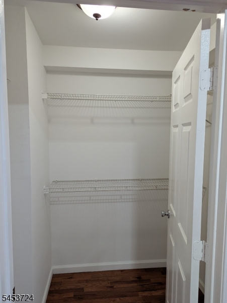 316 Ventnor Ct Property Photo 30