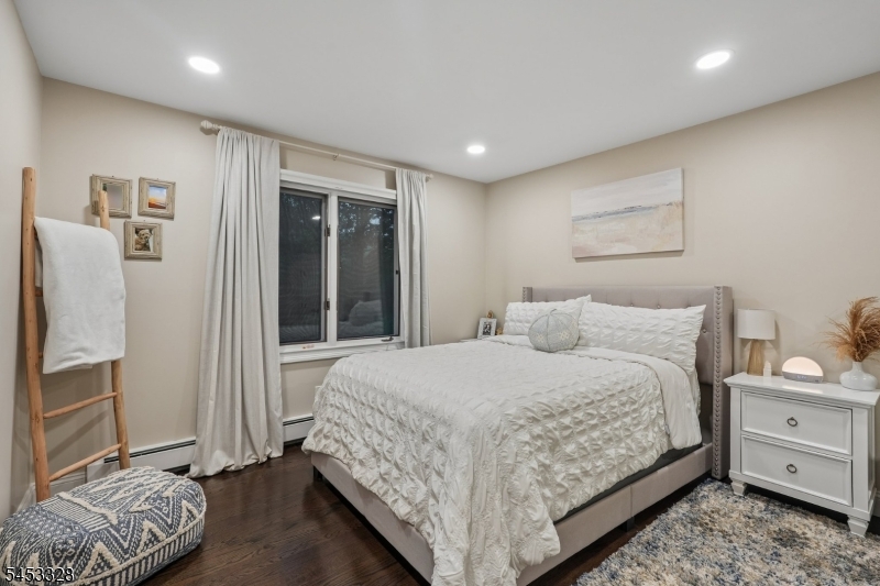 662 Juniper Pl Property Photo 21