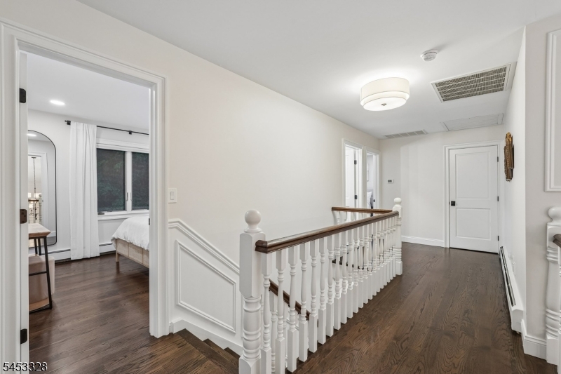 662 Juniper Pl Property Photo 26