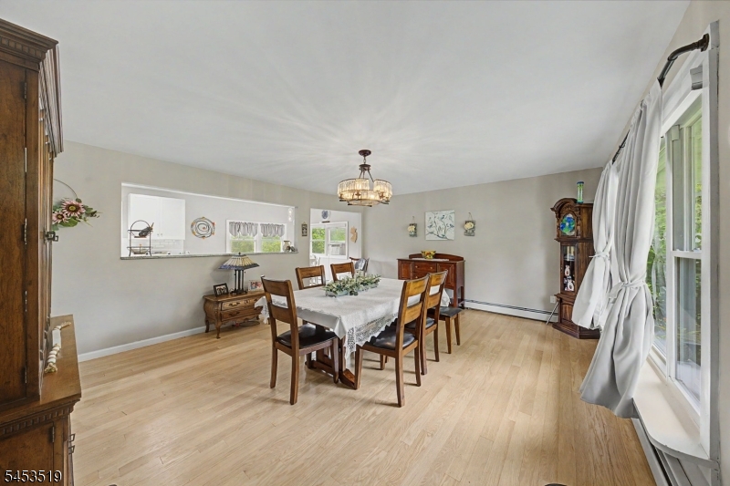 55 Davis Rd Property Photo 3
