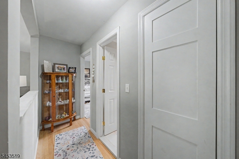 55 Davis Rd Property Photo 14
