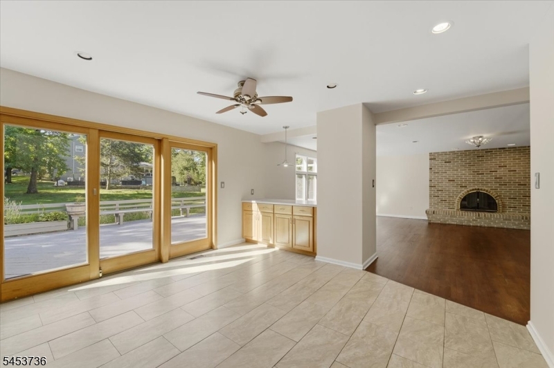 6 King Arthurs Ct Property Photo 17
