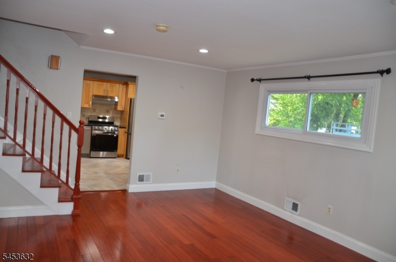 38 Auburn Rd Property Photo 9