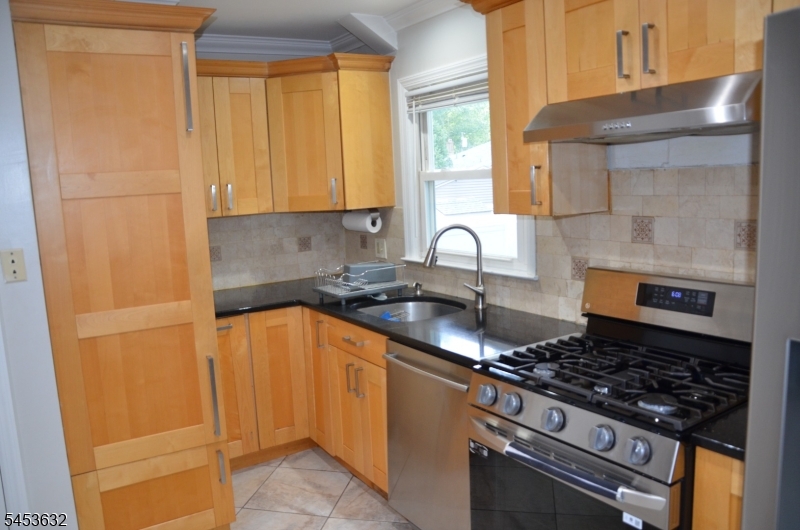 38 Auburn Rd Property Photo 15