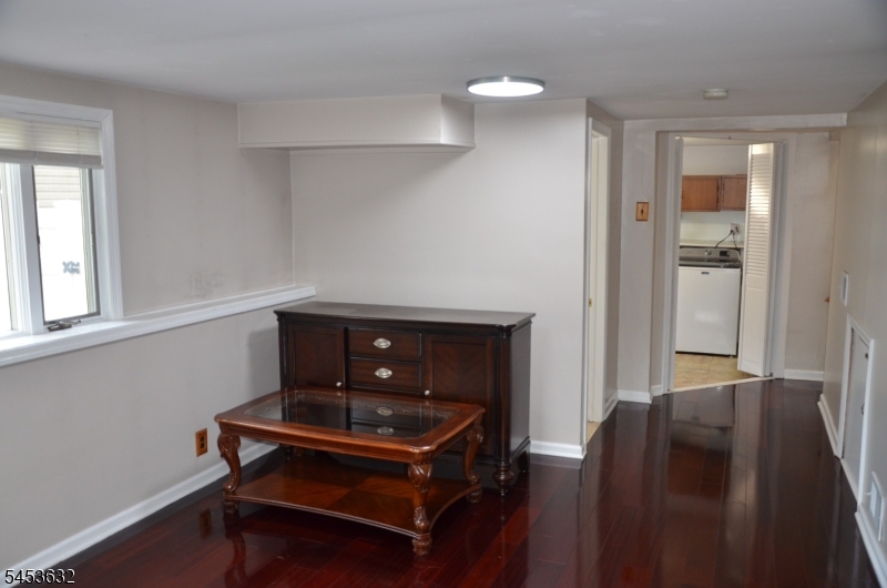 38 Auburn Rd Property Photo 21