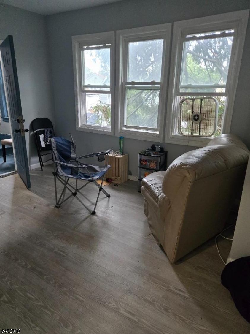 13 Fuller Pl Property Photo 6