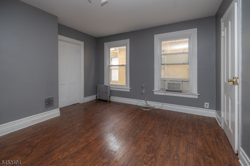961 Lafayette St Property Photo 11