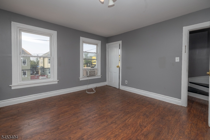 961 Lafayette St Property Photo 12