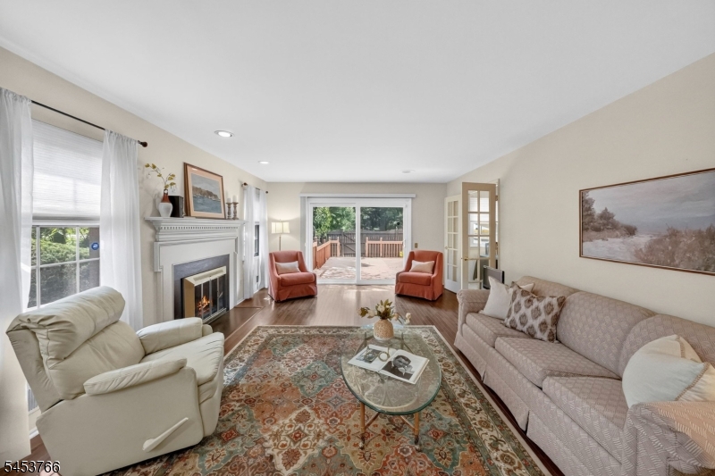 18 Estate Rd Property Photo 7