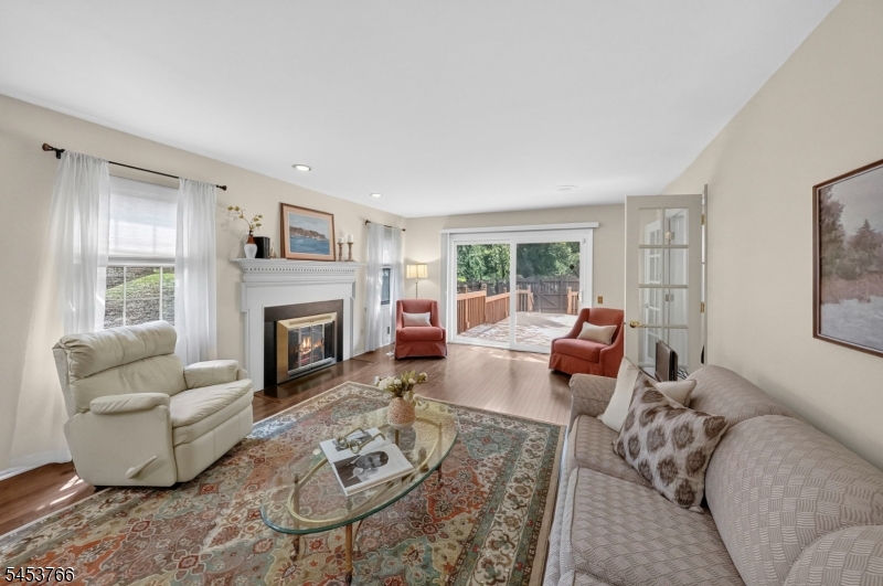 18 Estate Rd Property Photo 9