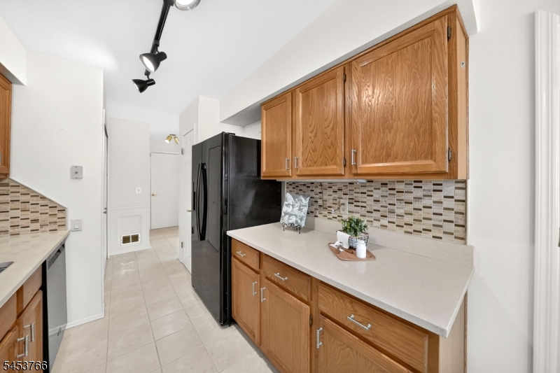 18 Estate Rd Property Photo 19