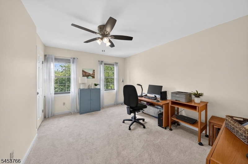 18 Estate Rd Property Photo 31