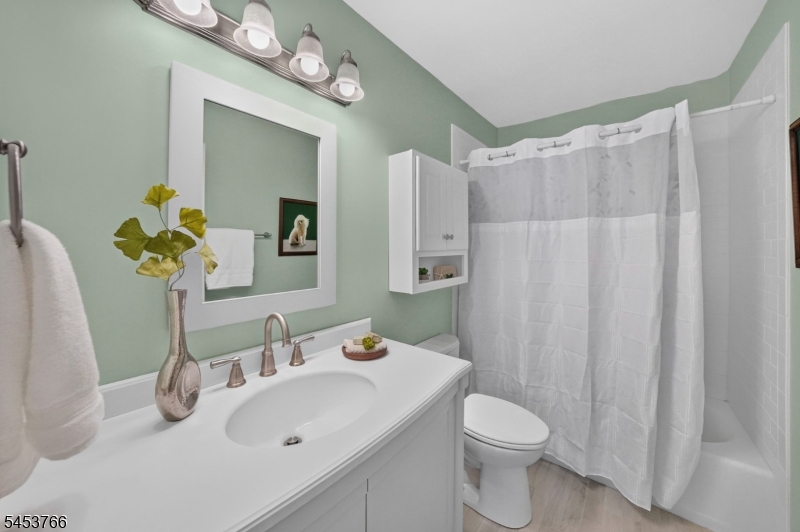 18 Estate Rd Property Photo 33