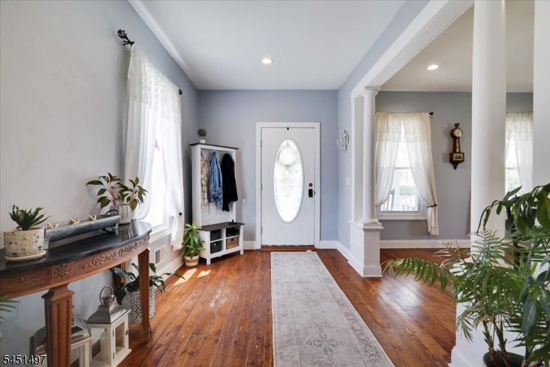 33 State St Property Photo 17