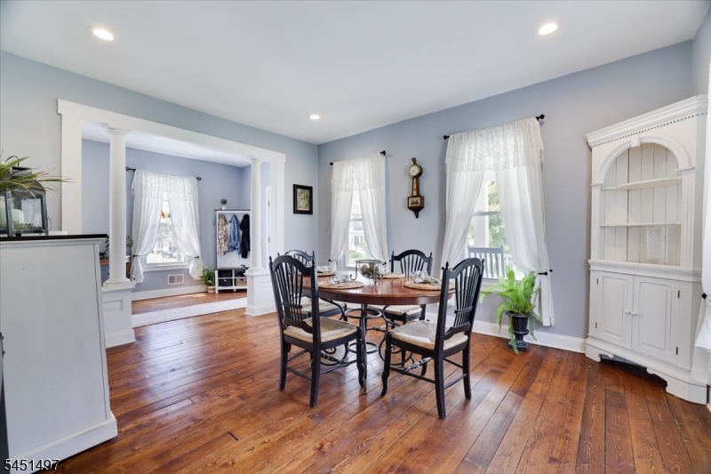 33 State St Property Photo 19