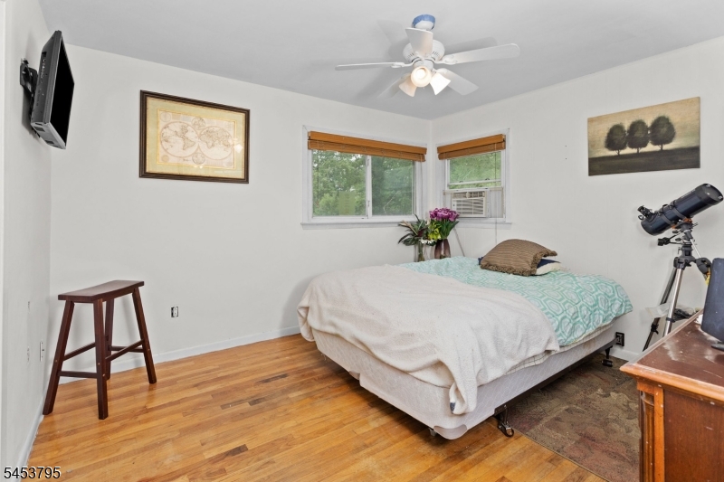 752 Park Ave Property Photo 19