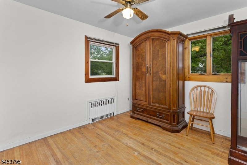 752 Park Ave Property Photo 21