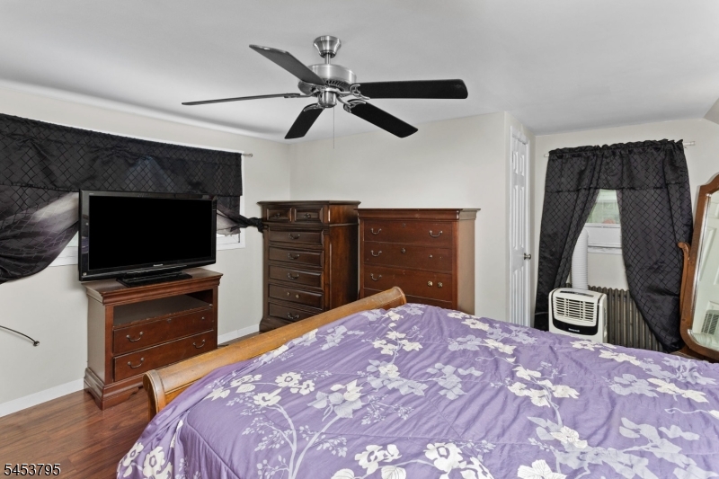 752 Park Ave Property Photo 25