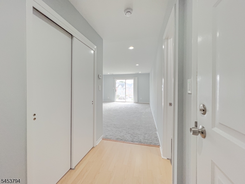 8 Millie Ln 8 Property Photo 12