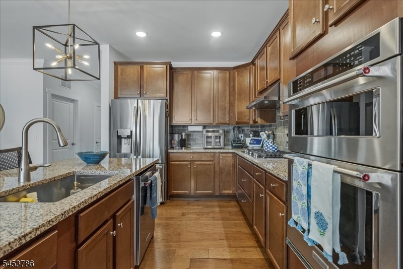 3 Vanderbilt Blvd 209 Property Photo 4