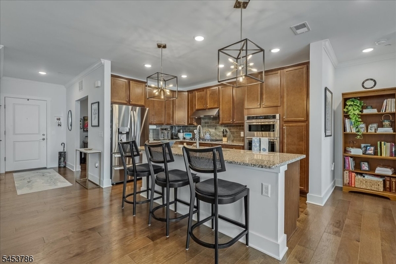 3 Vanderbilt Blvd 209 Property Photo 5