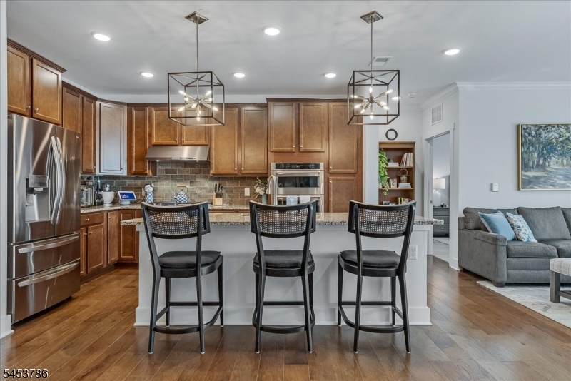 3 Vanderbilt Blvd 209 Property Photo 6