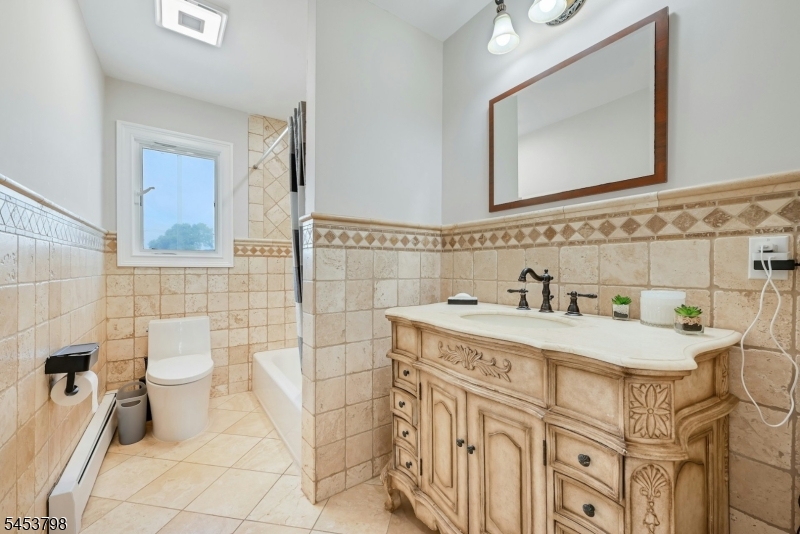 40 Scott Ter Property Photo 19