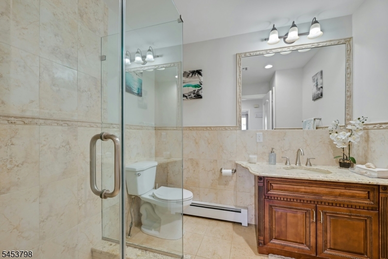40 Scott Ter Property Photo 36