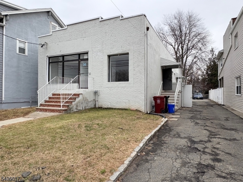 36 Franklin Ave Property Photo 1