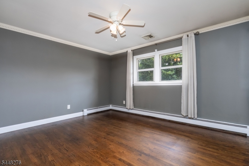 7 Bari Dr Property Photo 18