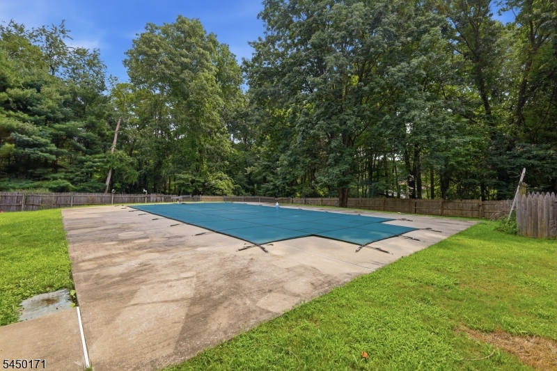 745 Backhus Estate Rd Property Photo 21