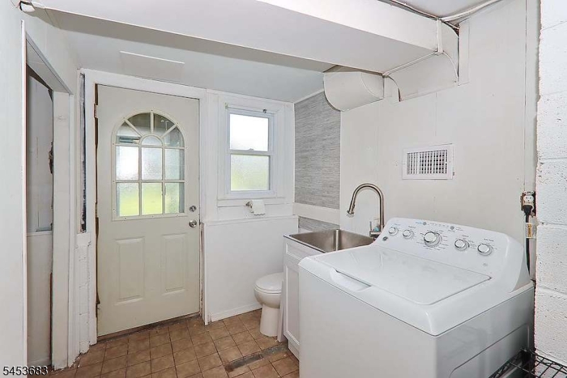 3328 Beverly Rd Property Photo 19
