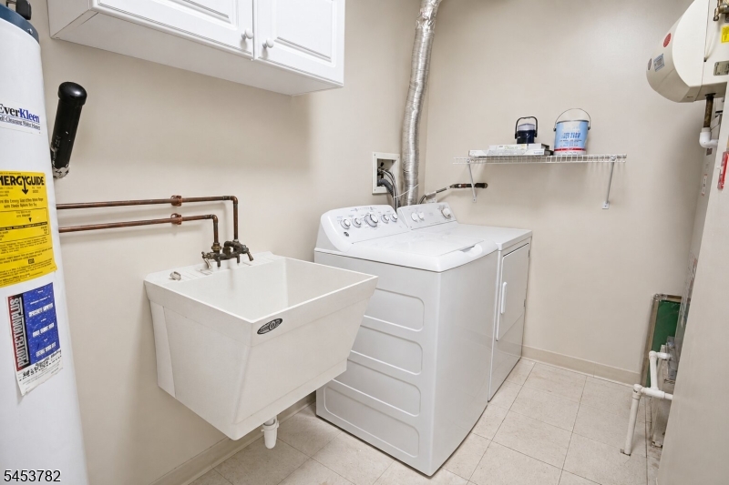 37 Park Edge Property Photo 11