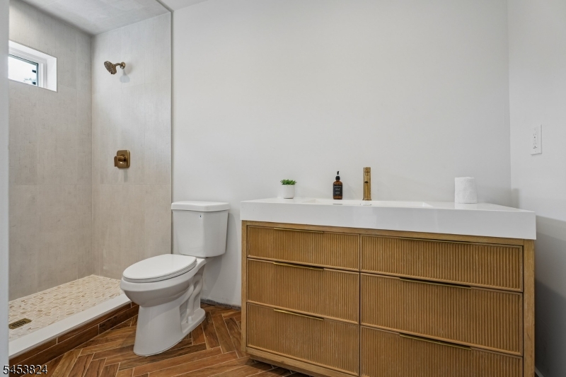 43 Cray Ter Property Photo 26