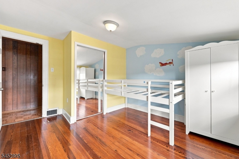 114 Melrose Ave Property Photo 24