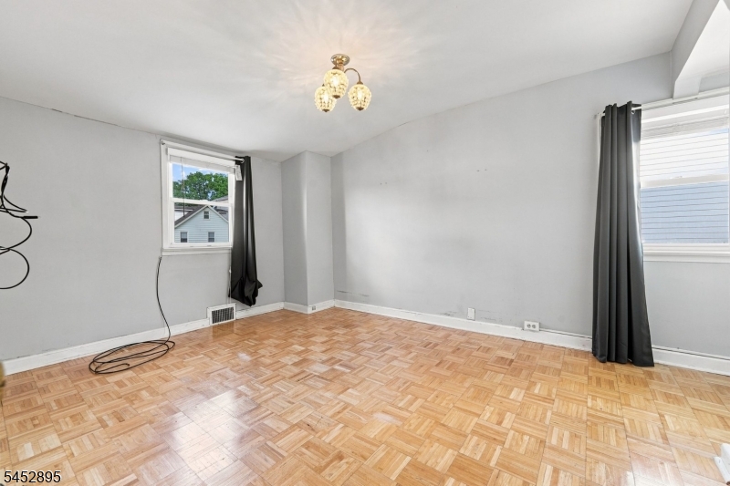 114 Melrose Ave Property Photo 26
