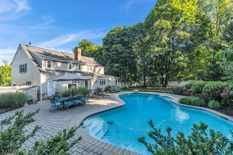 87 Peachtree Rd Property Photo 46