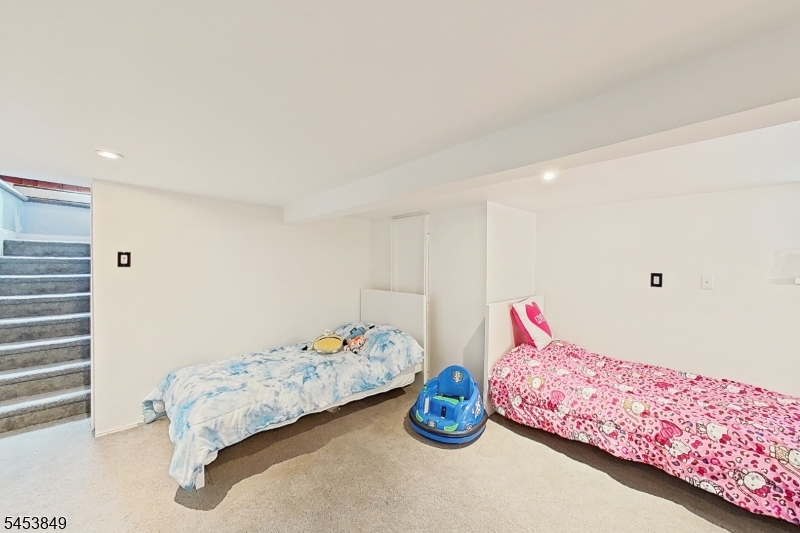 14 High St Property Photo 39