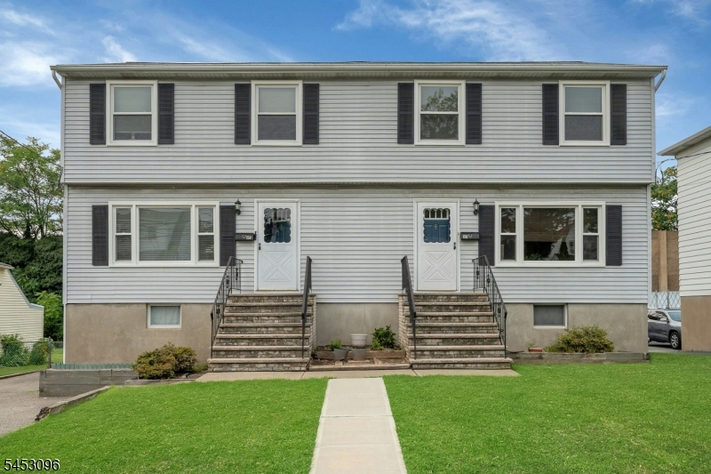 150 Maple Ave Property Photo 1