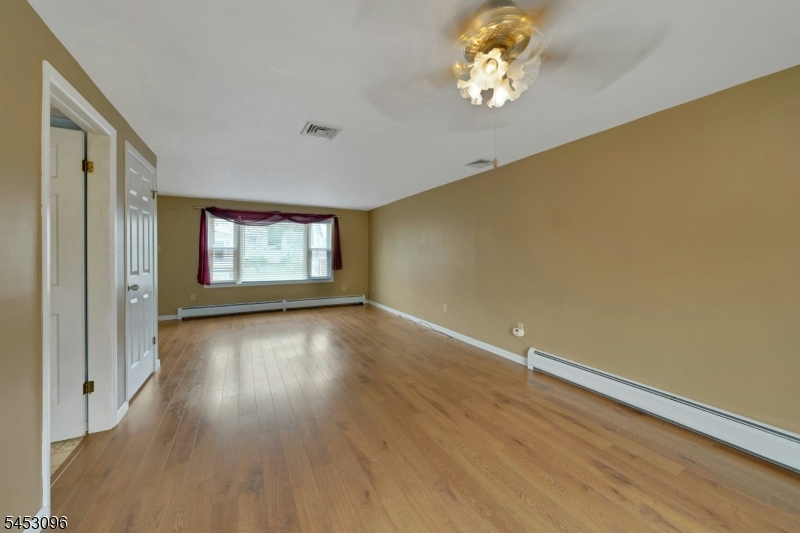 150 Maple Ave Property Photo 27