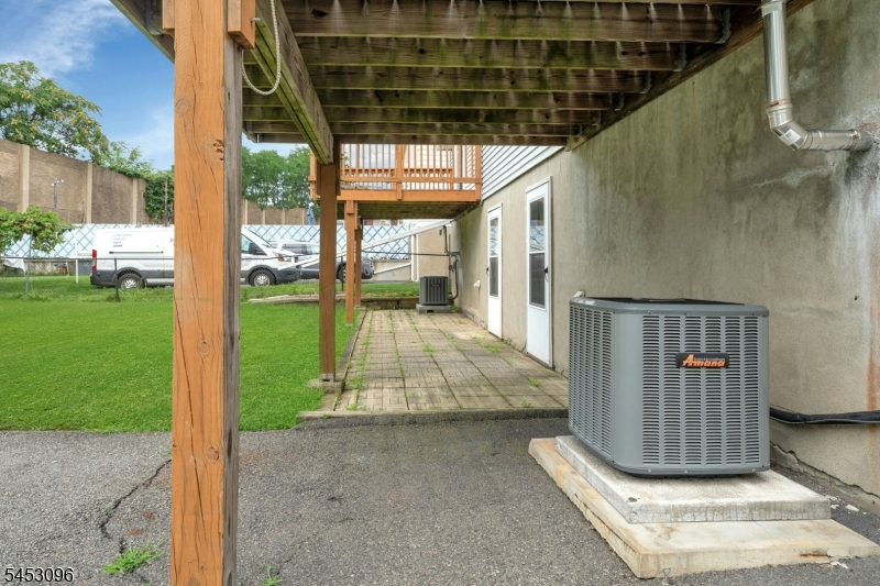 150 Maple Ave Property Photo 41