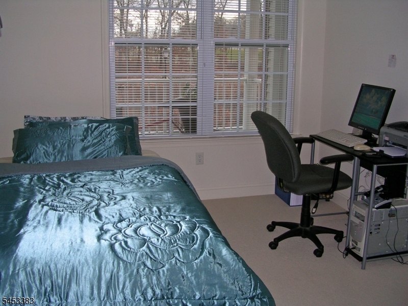 1203 Wharton Ct Property Photo 6