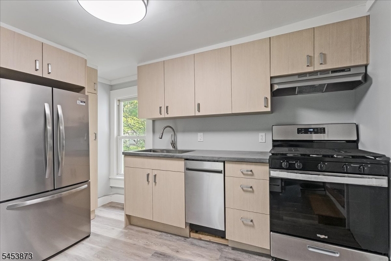 4 Maple St Property Photo 2