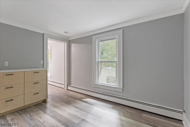 4 Maple St Property Photo 5