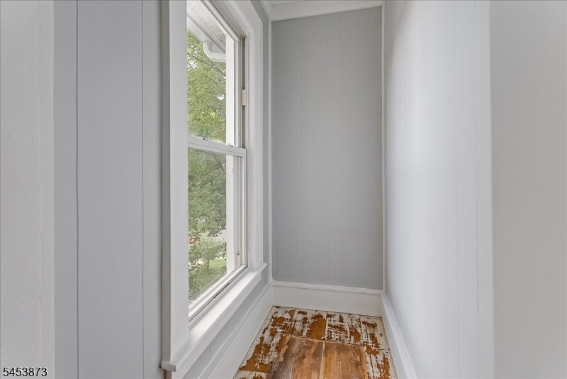 4 Maple St Property Photo 8