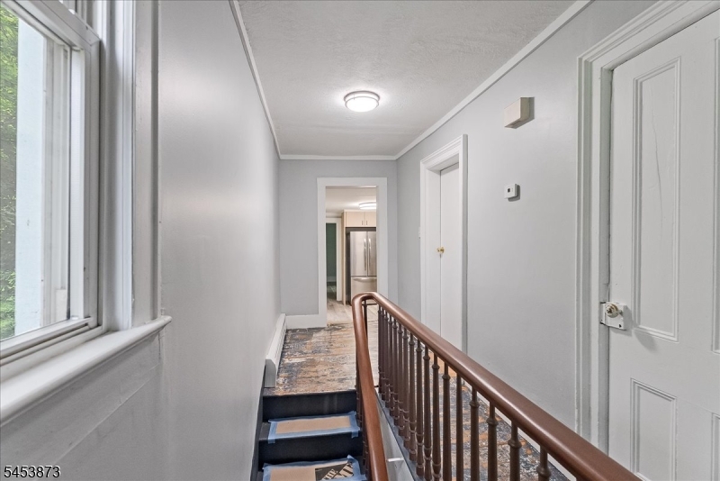 4 Maple St Property Photo 12